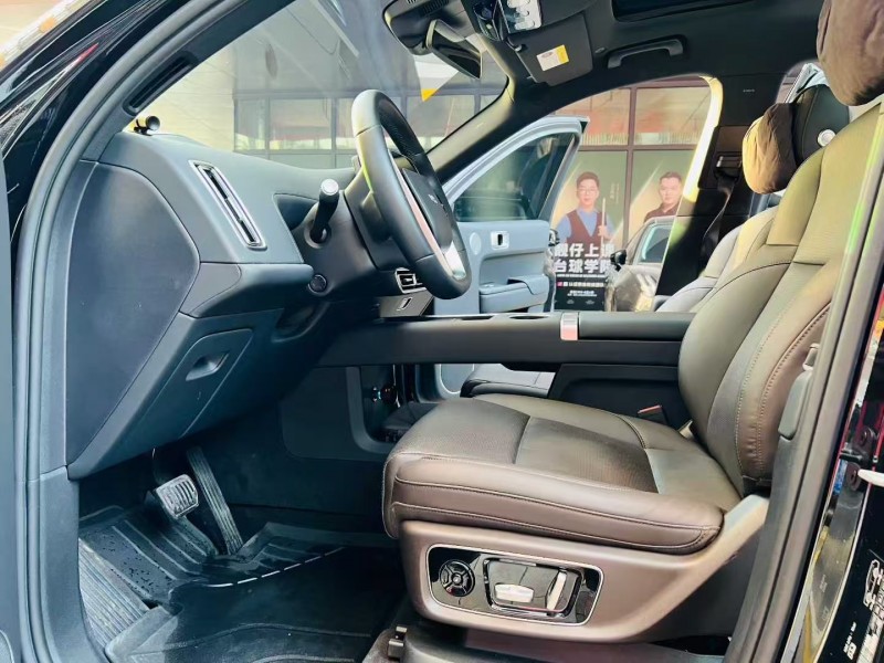 深圳23年理想L85