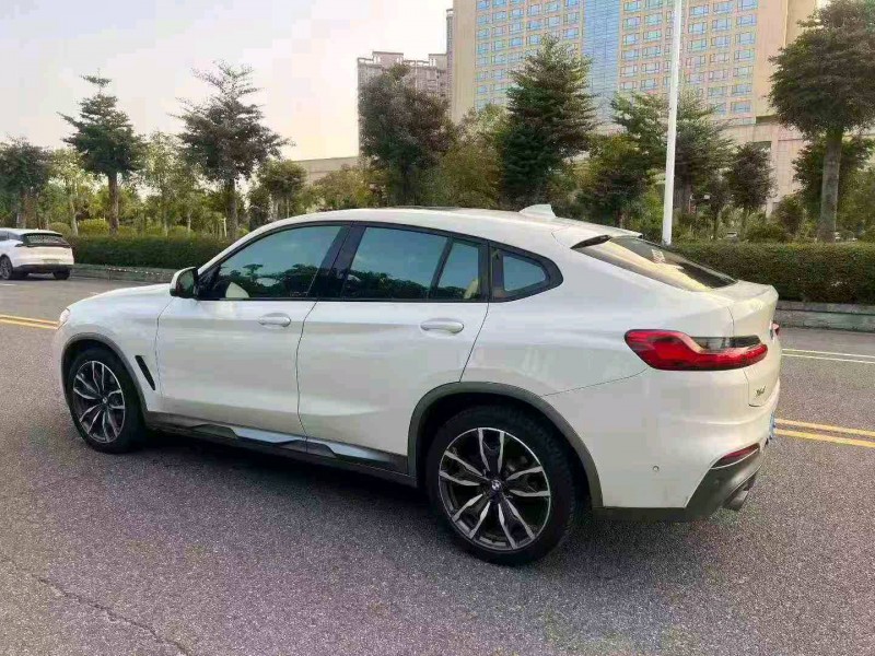 珠海19年宝马X48