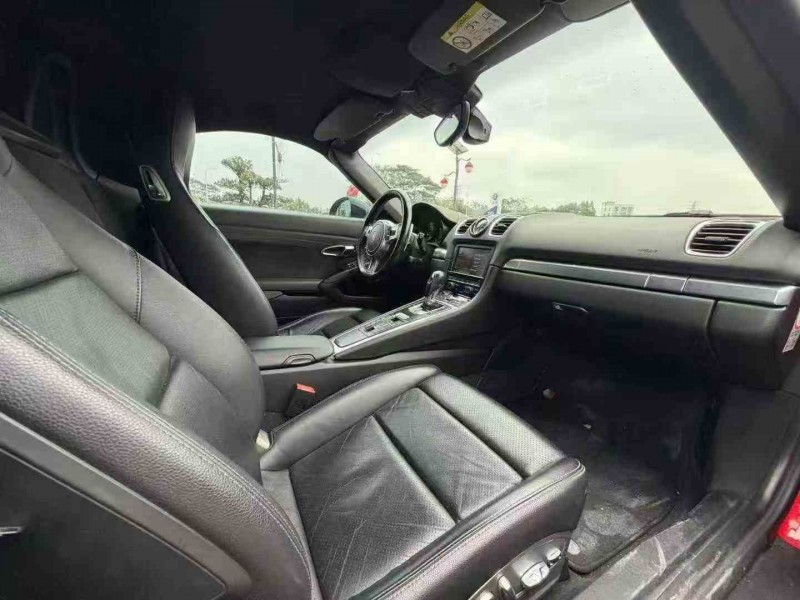 珠海15年保时捷7189