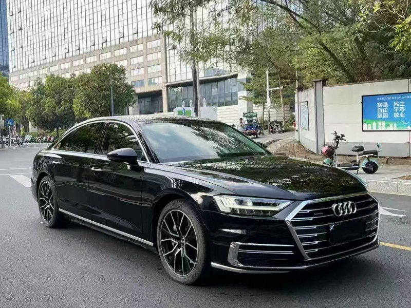 深圳21年奥迪A8L2