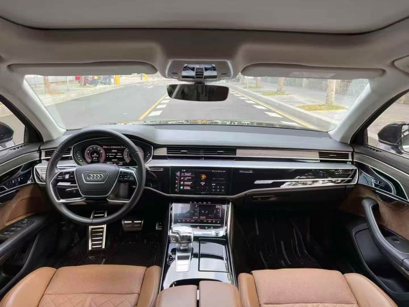 深圳21年奥迪A8L5