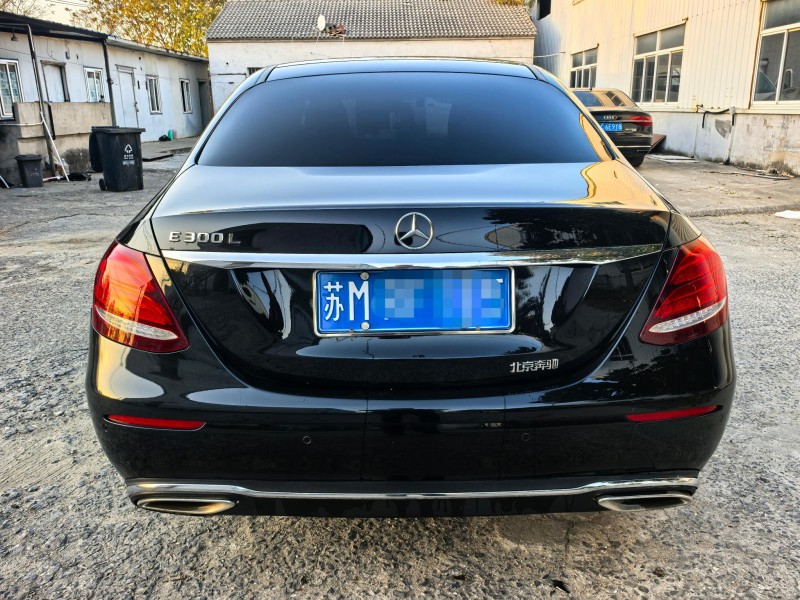 苏州18年奔驰E9