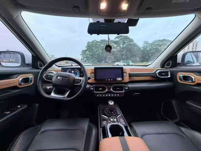 珠海21年吉利icon5