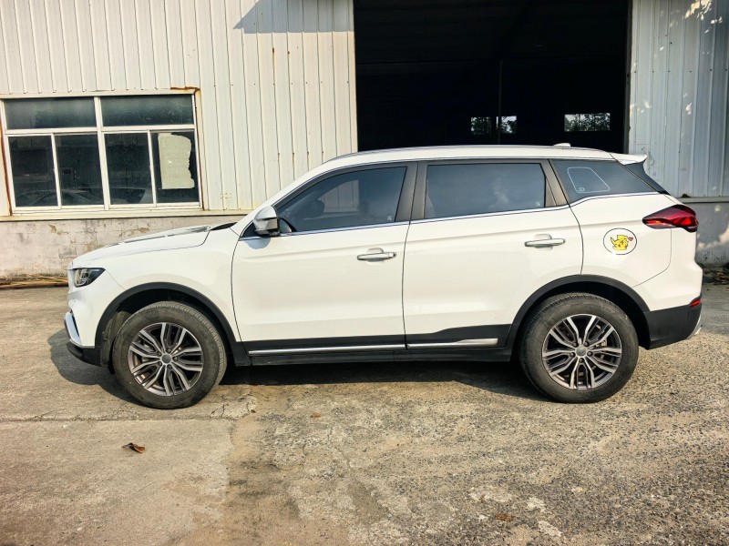 徐州20年吉利博越8