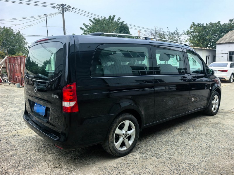 徐州21年奔驰威霆7