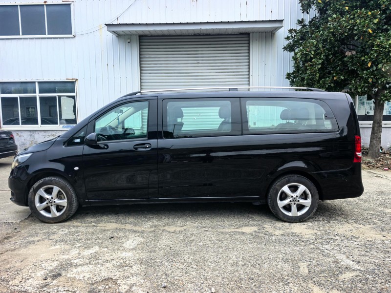 徐州21年奔驰威霆8