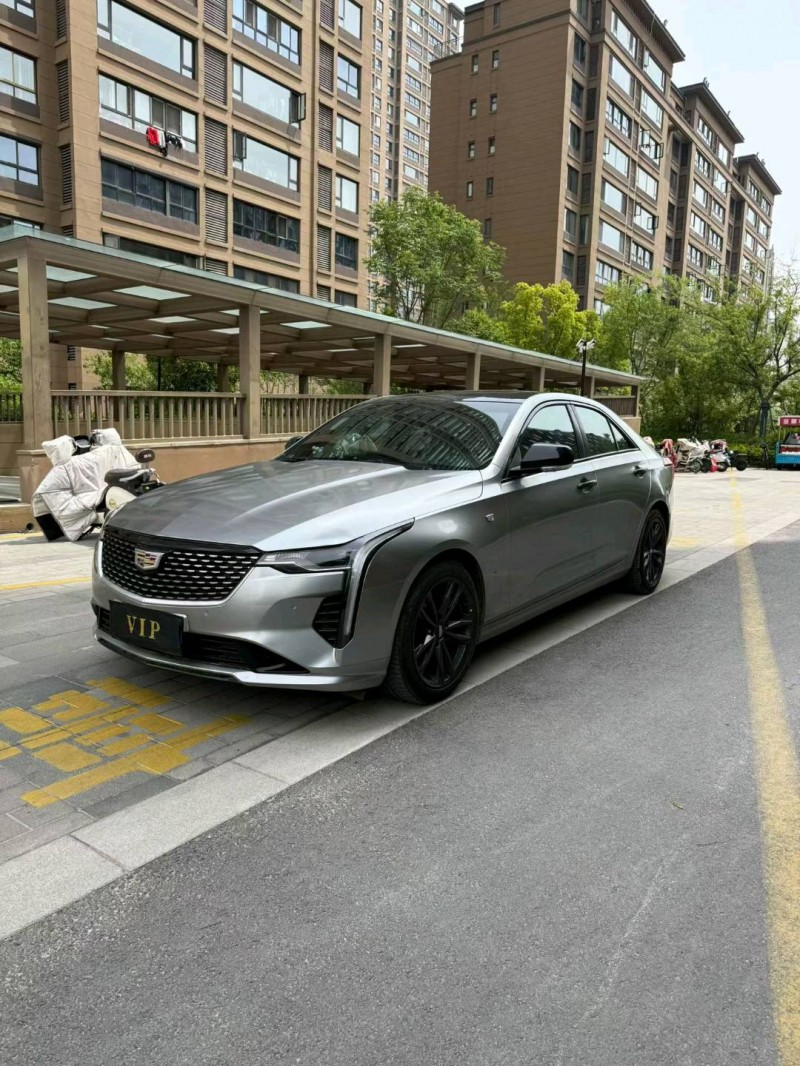 宿迁22年凯迪拉克CT42