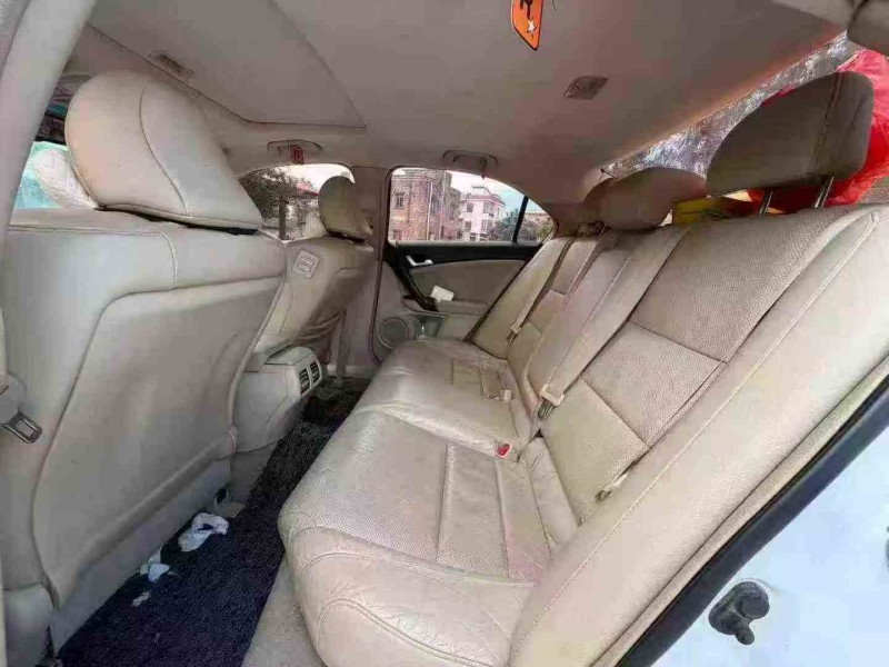 湛江14年本田思铂睿4