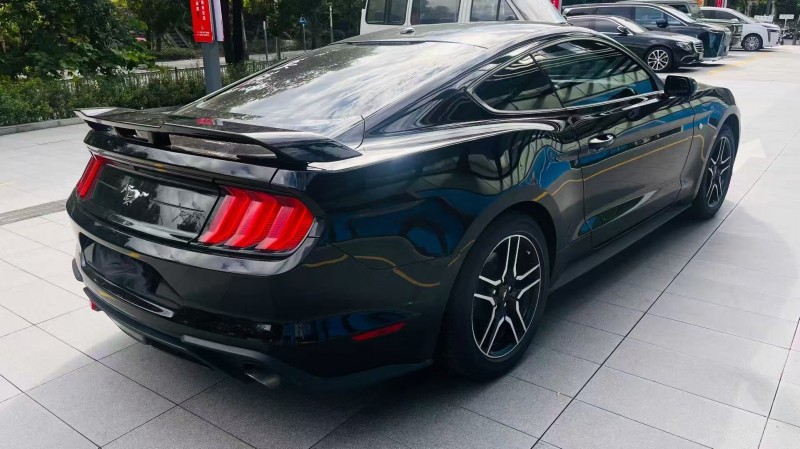 深圳20年福特野马7