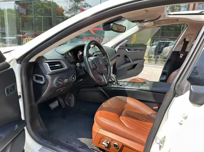 深圳21年玛莎拉蒂Ghibli4