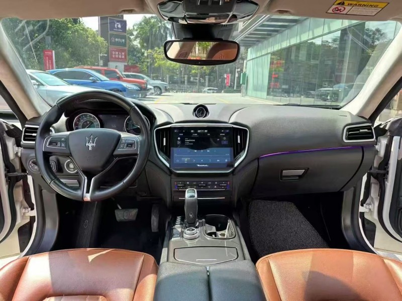 深圳21年玛莎拉蒂Ghibli5