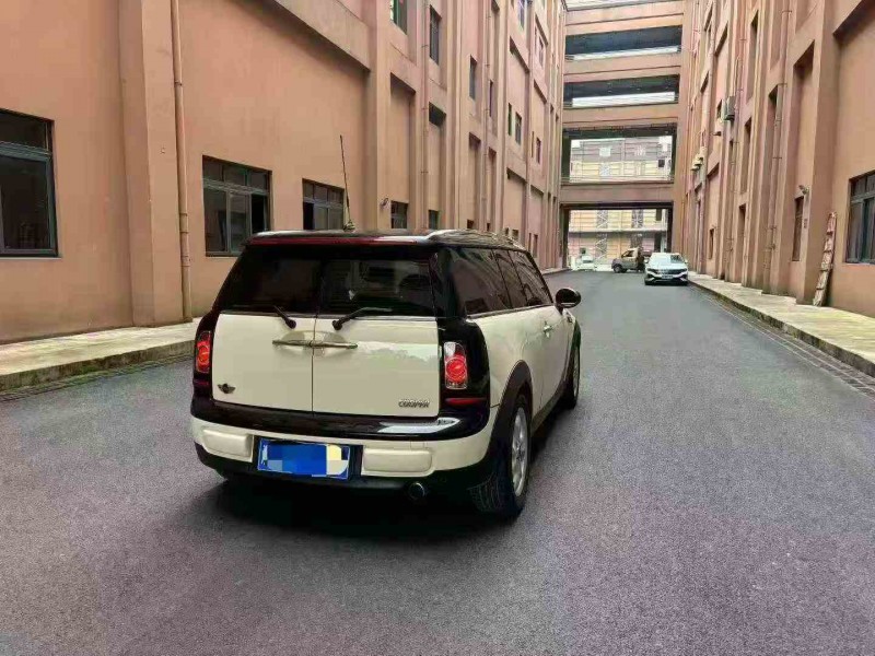 重庆12年宝马迷你6