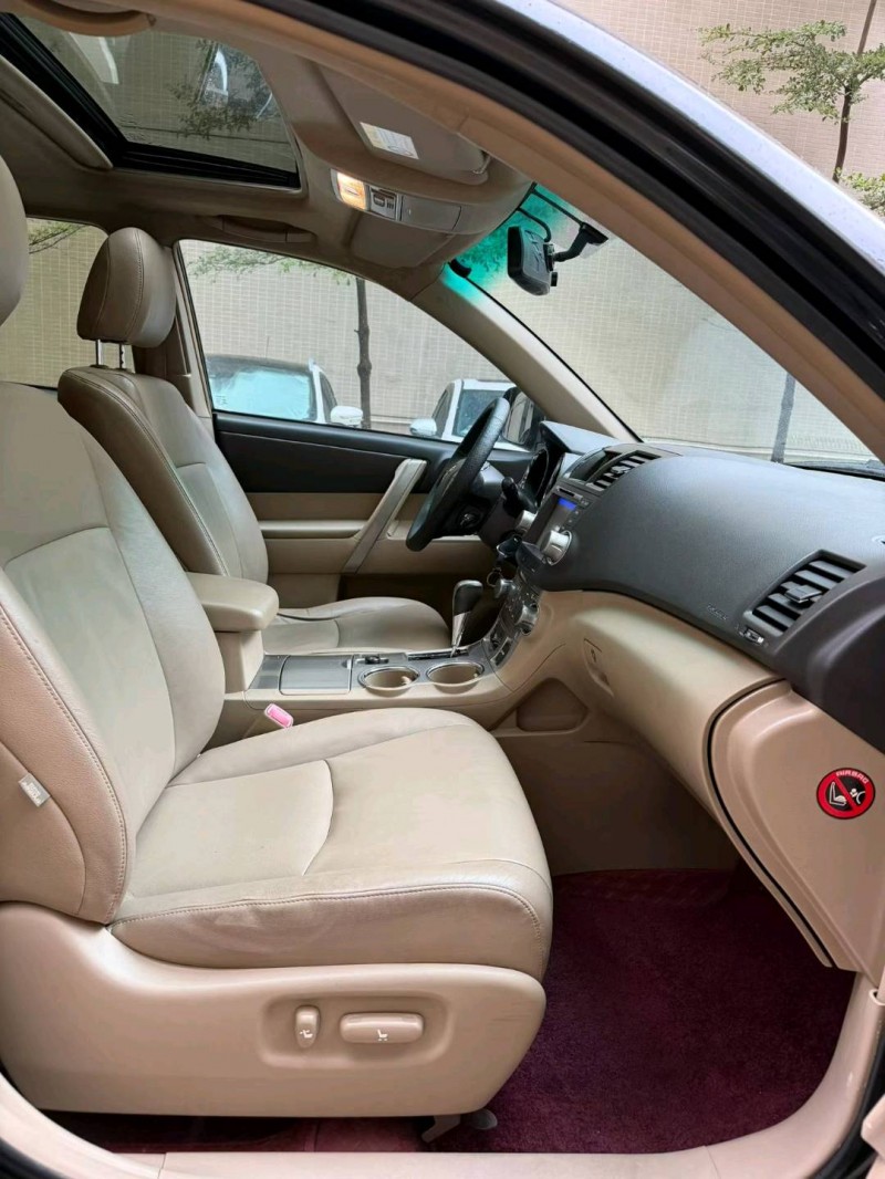 东莞13年丰田汉兰达7