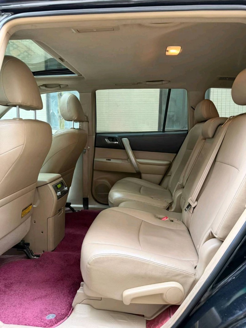 东莞13年丰田汉兰达9