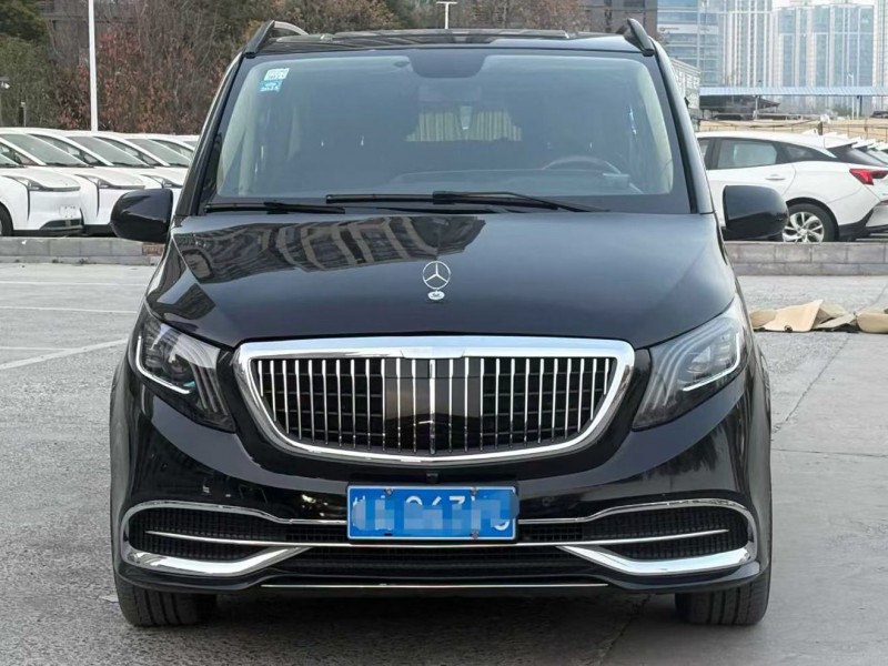 郑州19年奔驰威霆1