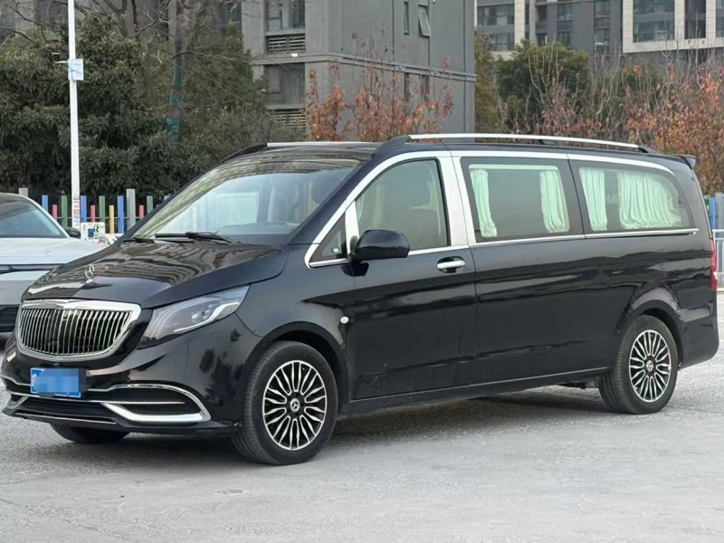 郑州19年奔驰威霆2