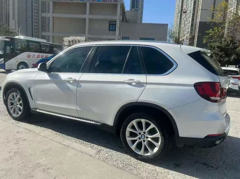 郑州15年宝马X57