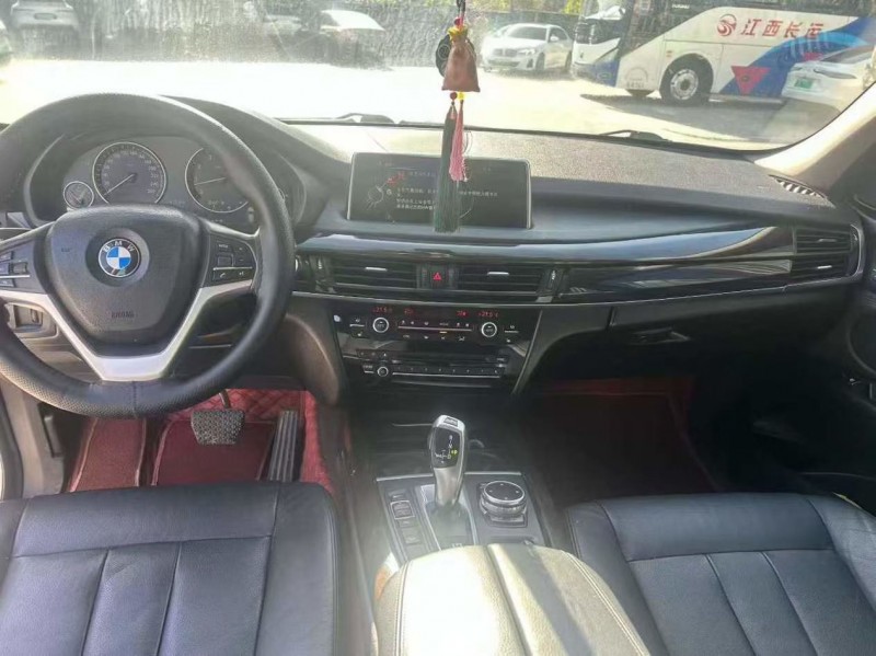 郑州15年宝马X59