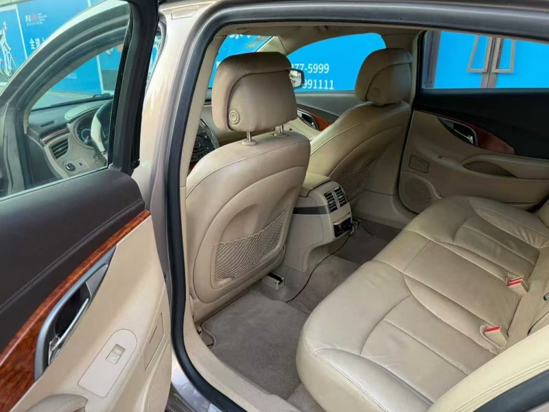 深圳13年别克君越5