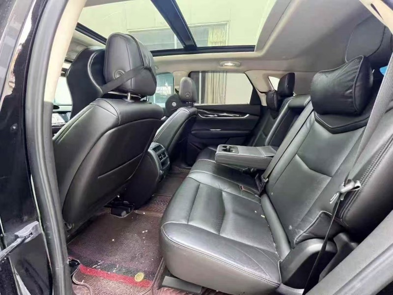 潍坊19年凯迪拉克XT56