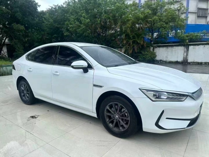 河源23年比亚迪秦3