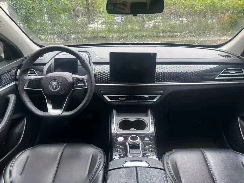 河源23年比亚迪秦5