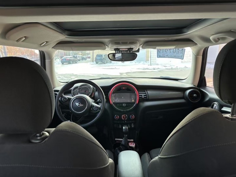 保定17年MINICooper3