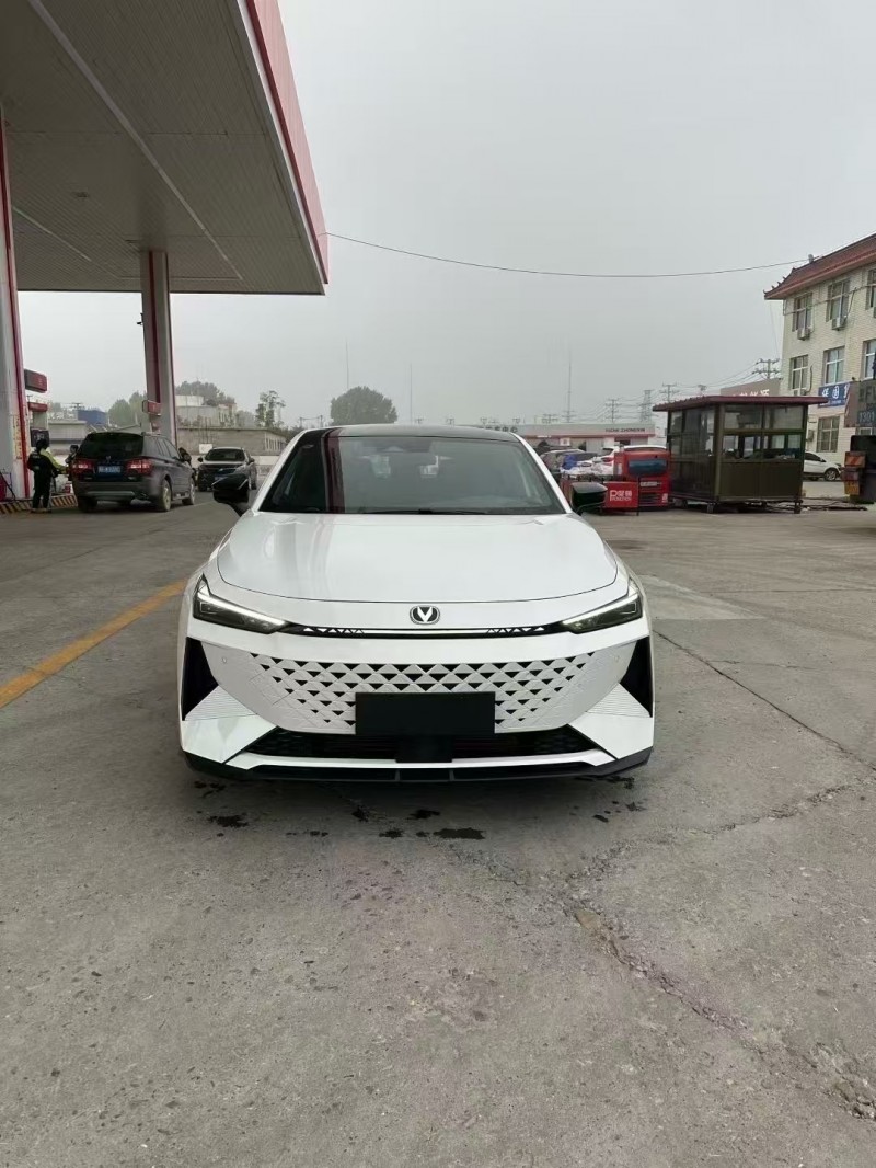 保定25年长安汽车UNI1