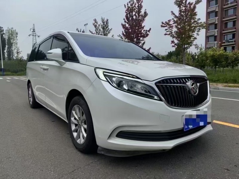 保定19年别克GL82