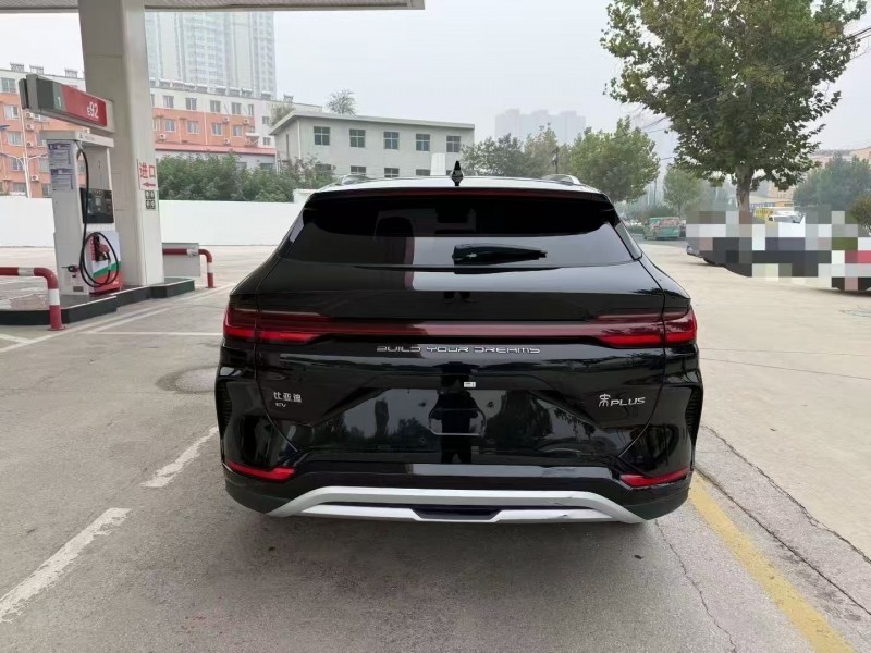 保定23年比亚迪宋9