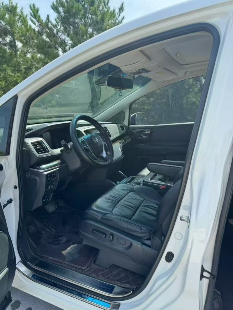 广州19年本田奥德赛4