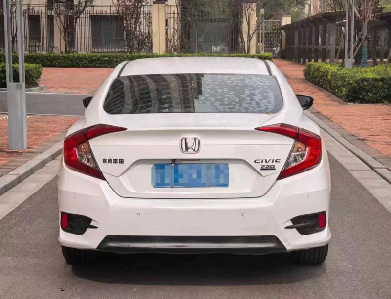 郑州17年本田思域5