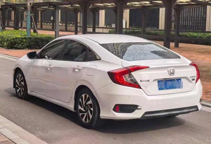 郑州17年本田思域9