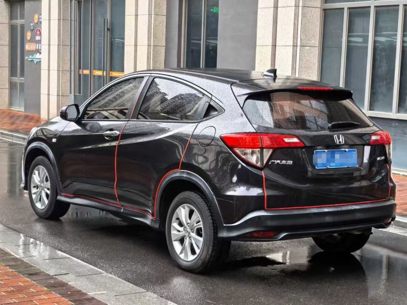 郑州20年本田缤智9