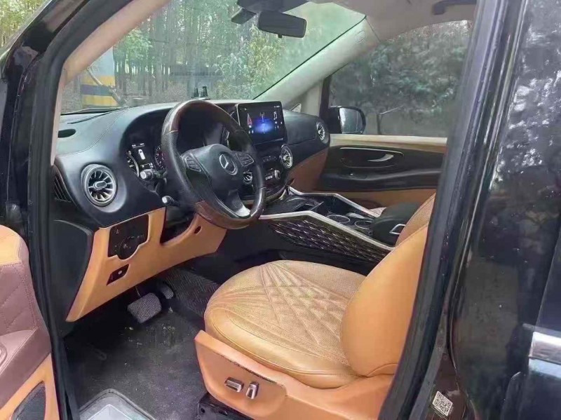 淄博20年奔驰威霆5