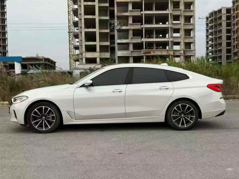 北海23年宝马6系6