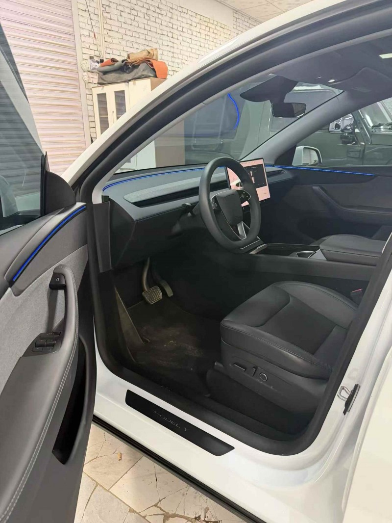 秦皇岛25年特斯拉MODEL Y4