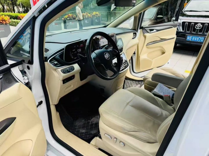 深圳22年别克GL85