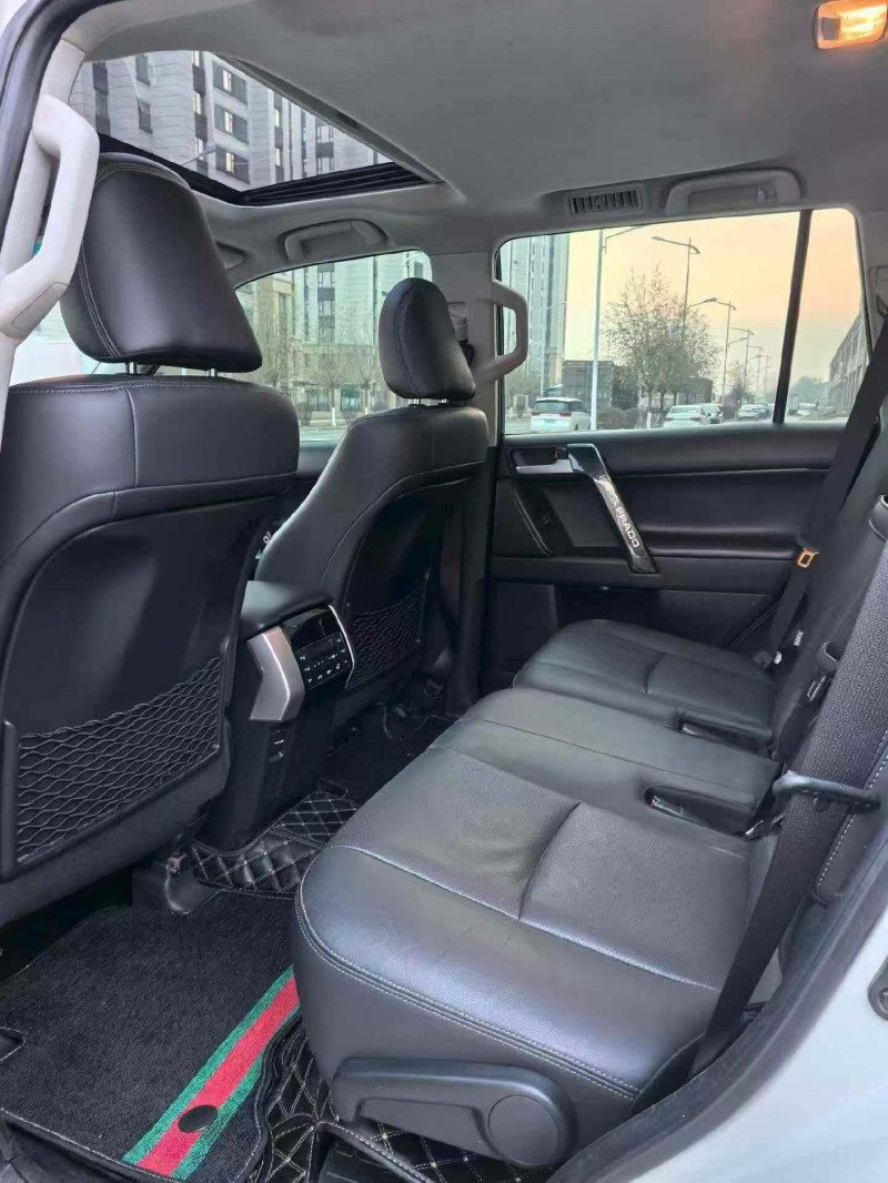 邯郸19年丰田普拉多6