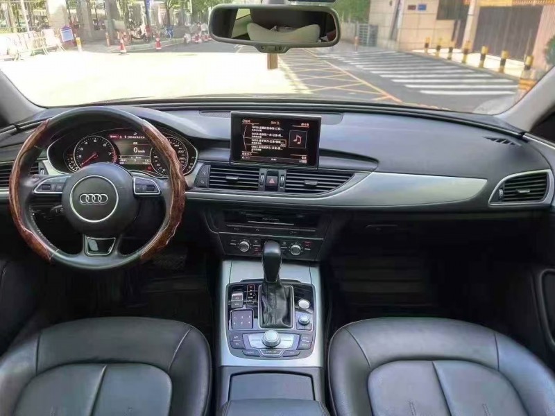 深圳18年奥迪A6L5