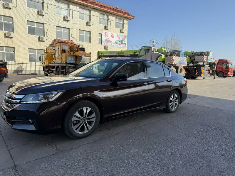 保定15年本田雅阁3