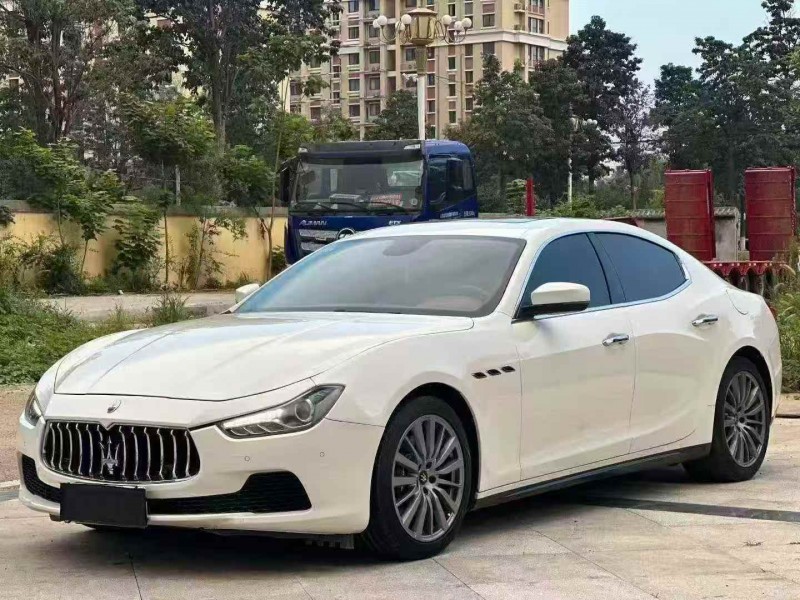 济宁16年玛莎拉蒂Ghibli3