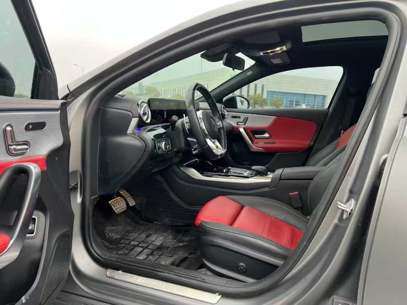 徐州22年奔驰AMG4