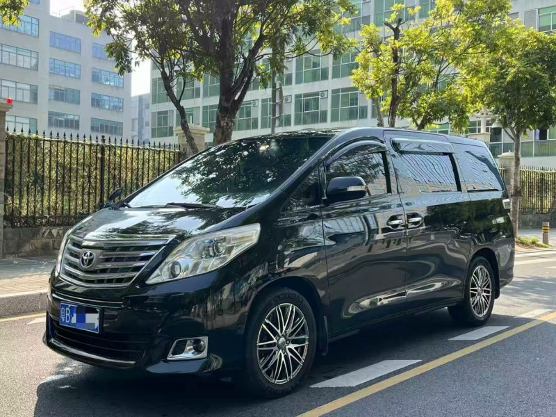 深圳13年丰田埃尔法3