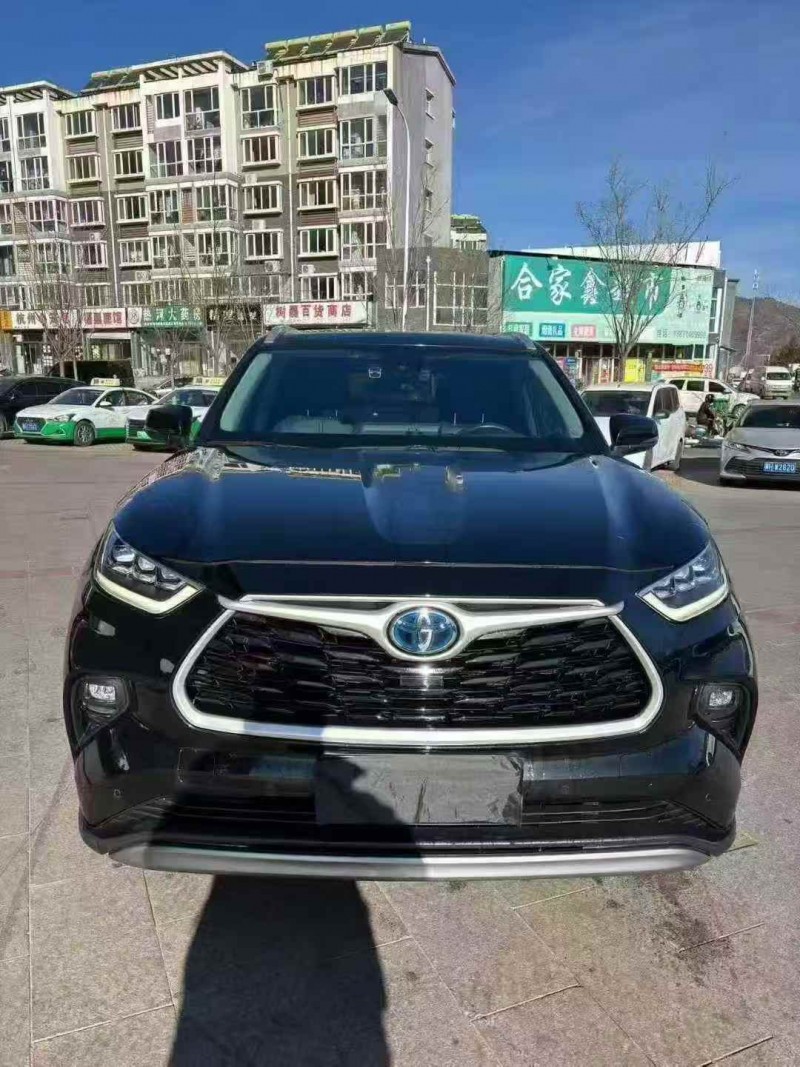 张家口23年丰田汉兰达1