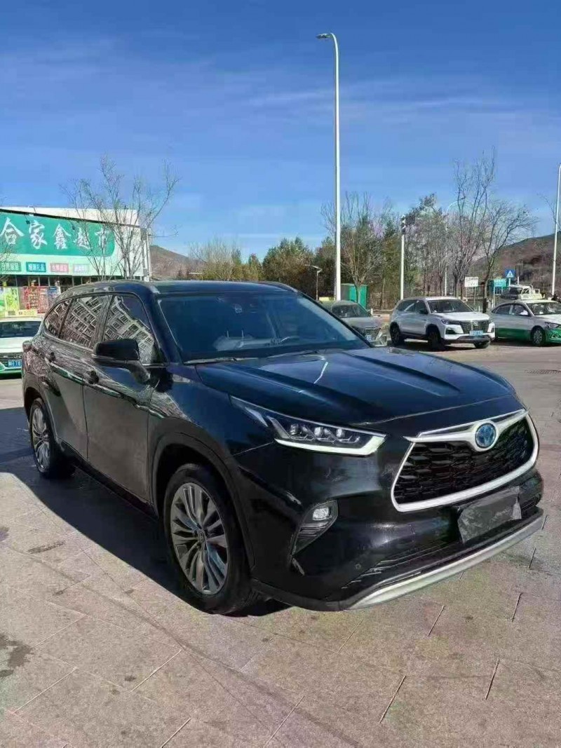 张家口23年丰田汉兰达2