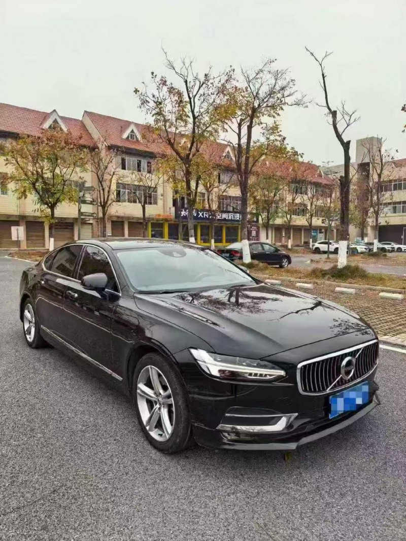 济宁19年沃尔沃S902
