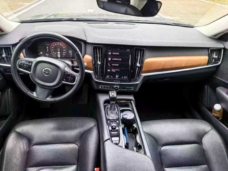 济宁19年沃尔沃S904