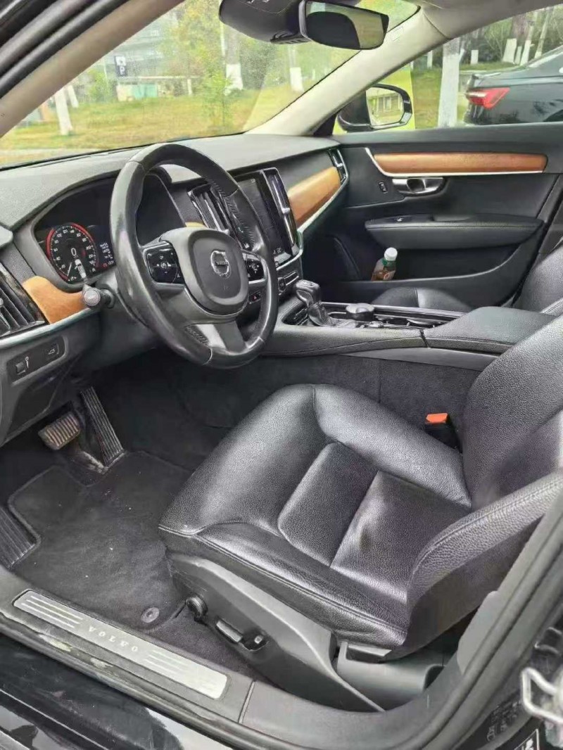 济宁19年沃尔沃S905