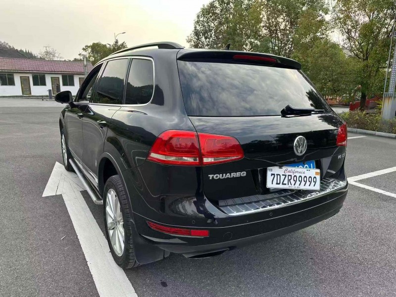 重庆12年大众途锐8